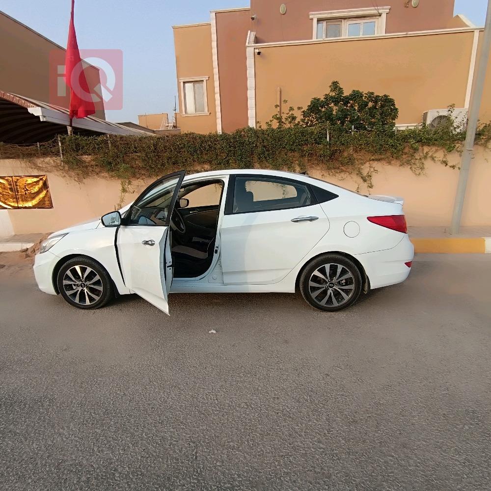 Hyundai Accent